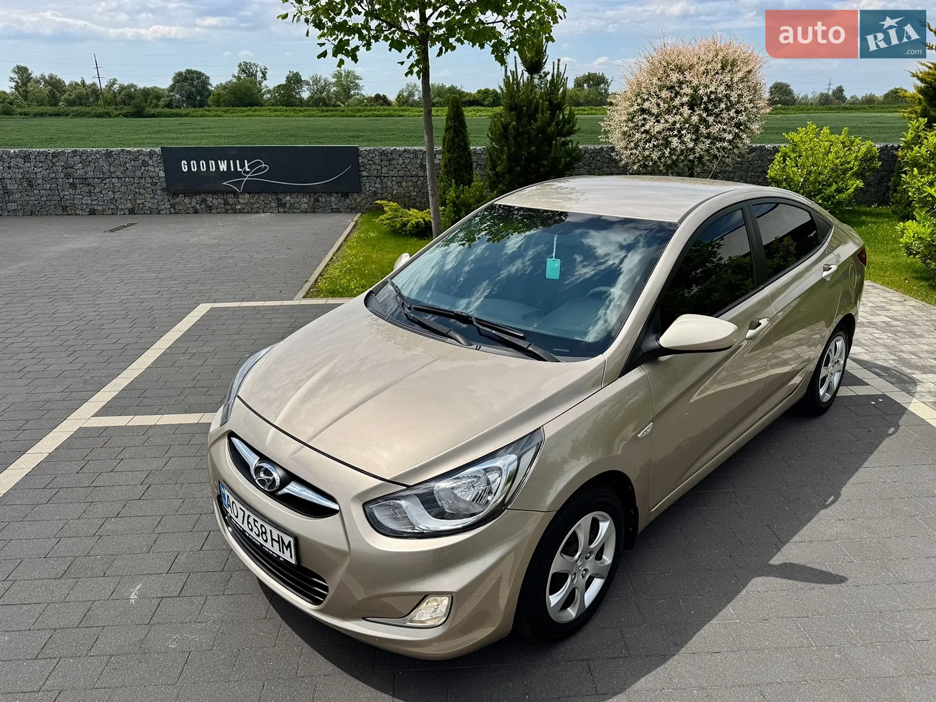 2012 Hyundai Accent - мініатюра 4