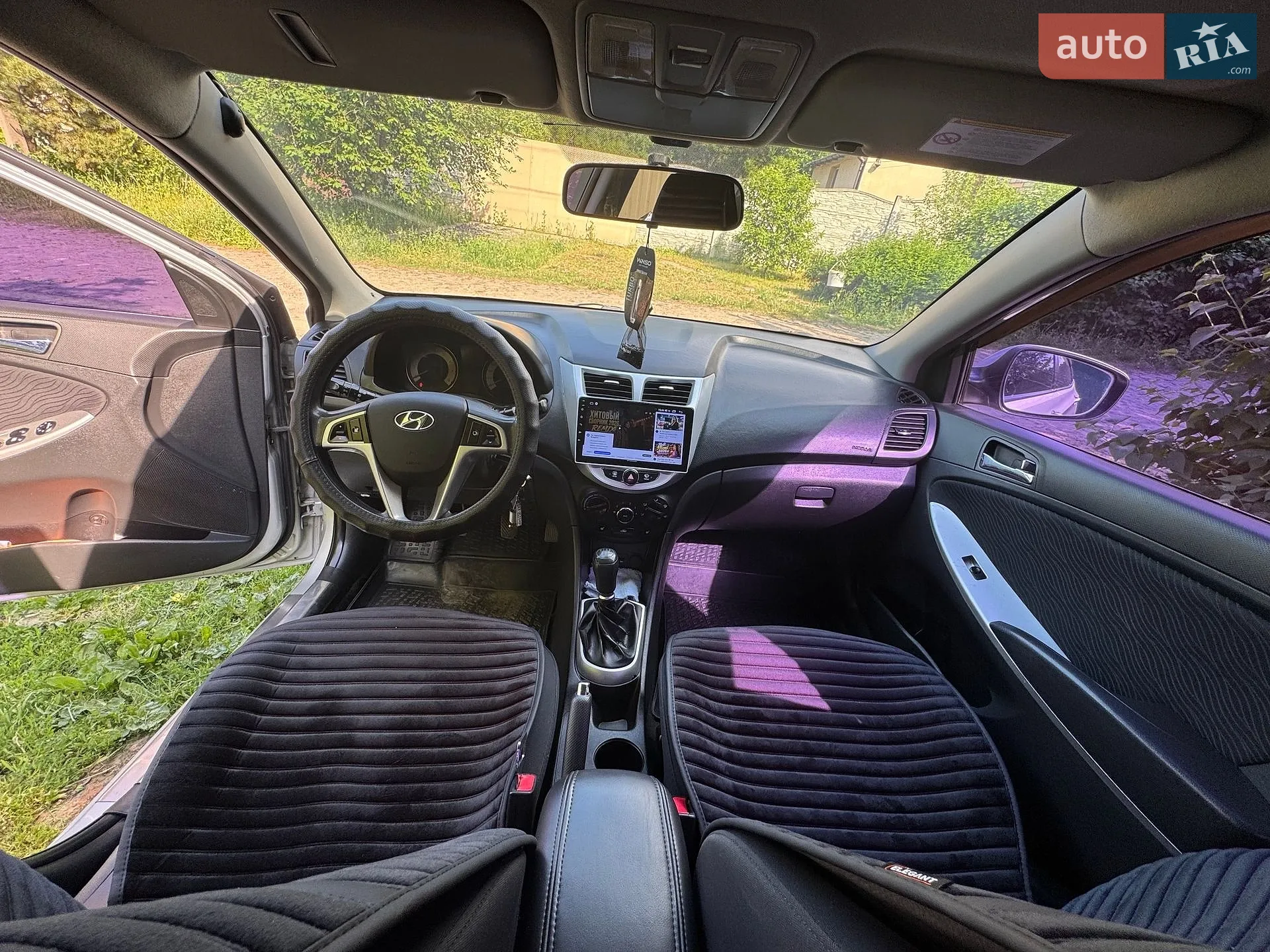 2012 Hyundai Accent - мініатюра 15