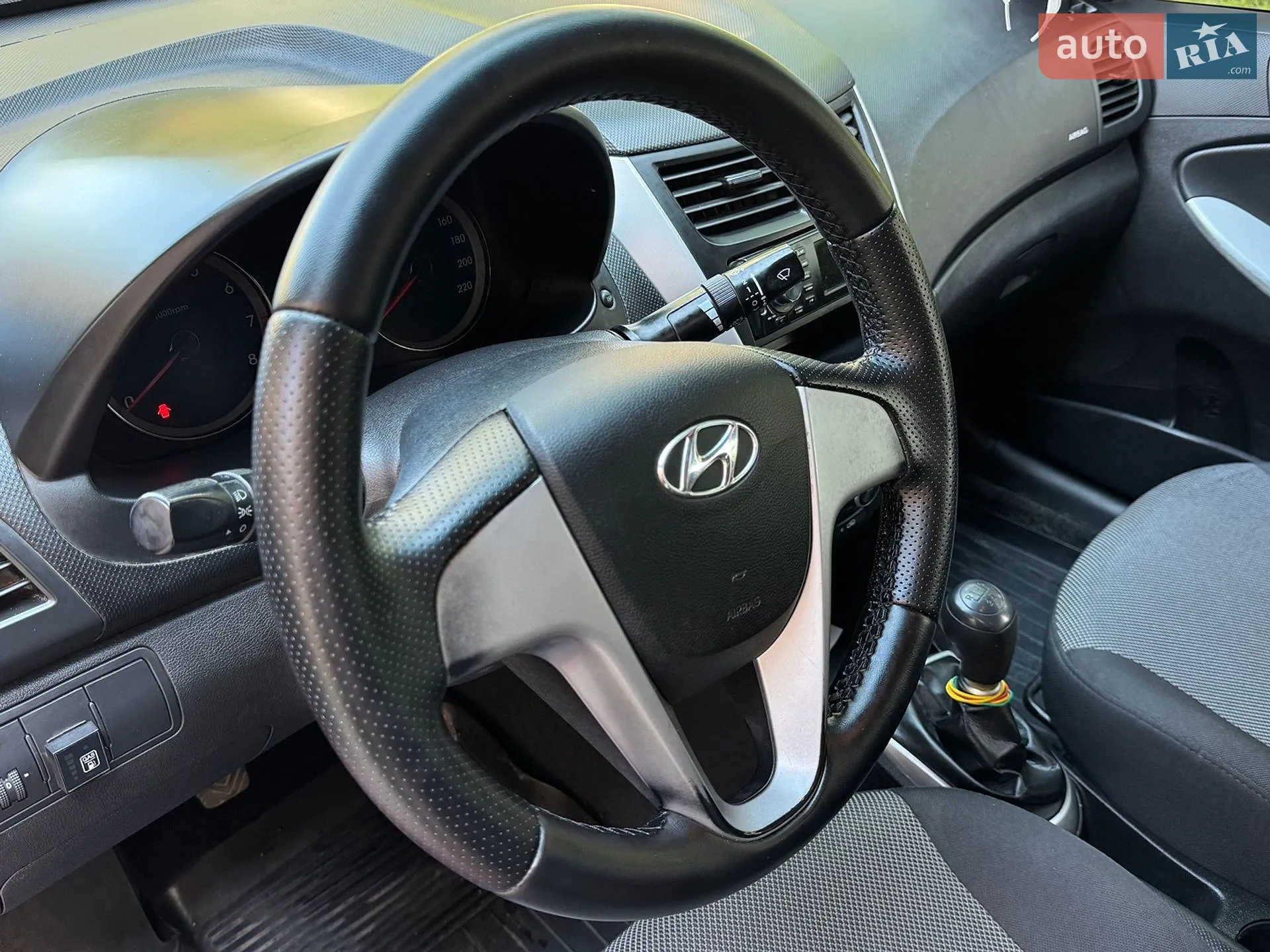 2013 Hyundai Accent - мініатюра 14