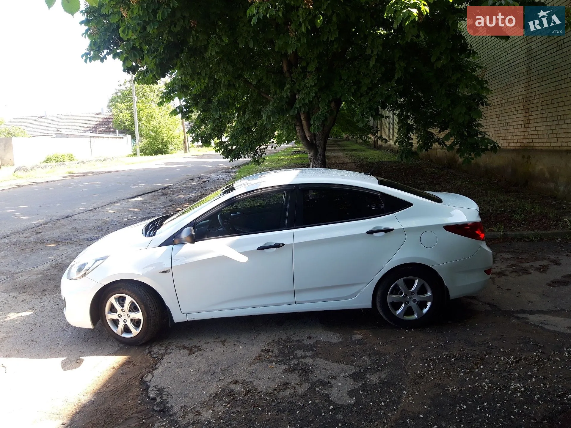 2013 Hyundai Accent - мініатюра 3