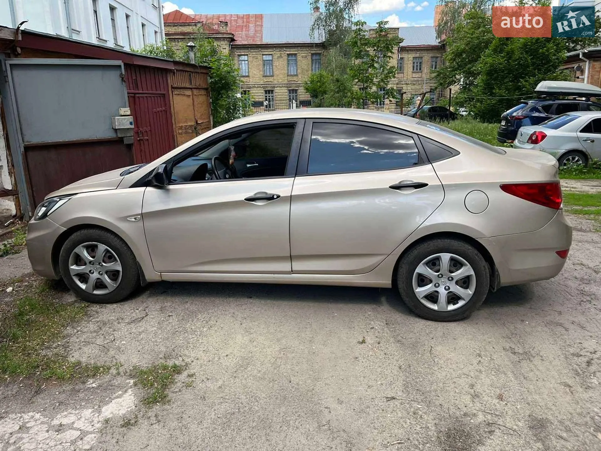 2011 Hyundai Accent - мініатюра 7