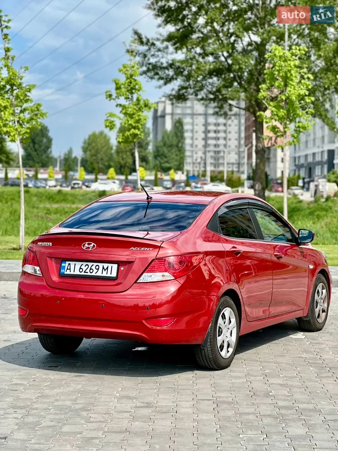 2011 Hyundai Accent - мініатюра 12