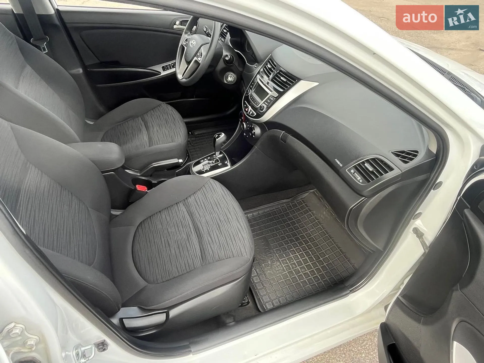 2019 Hyundai Accent - мініатюра 21