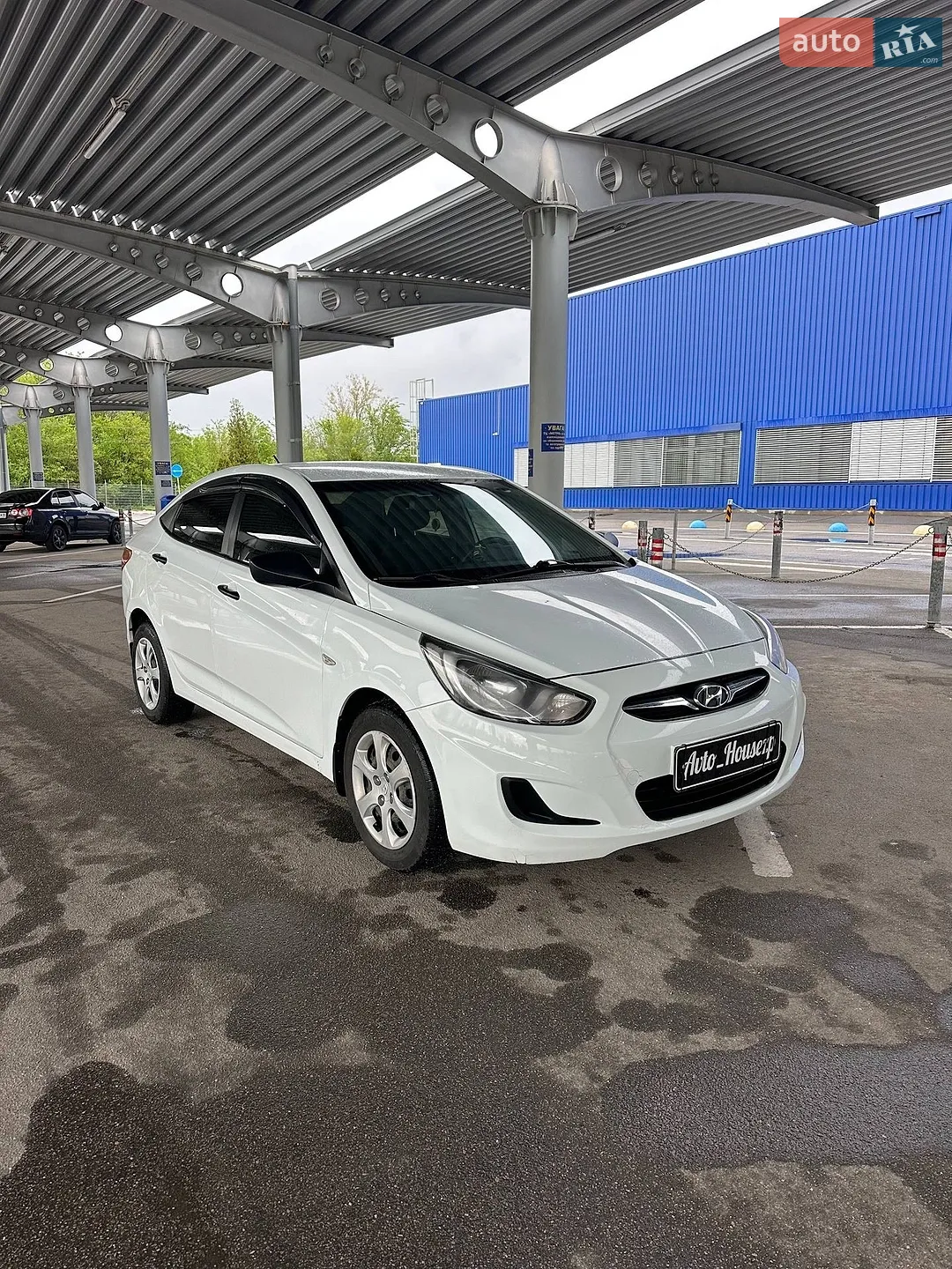 2011 Hyundai Accent - мініатюра 3