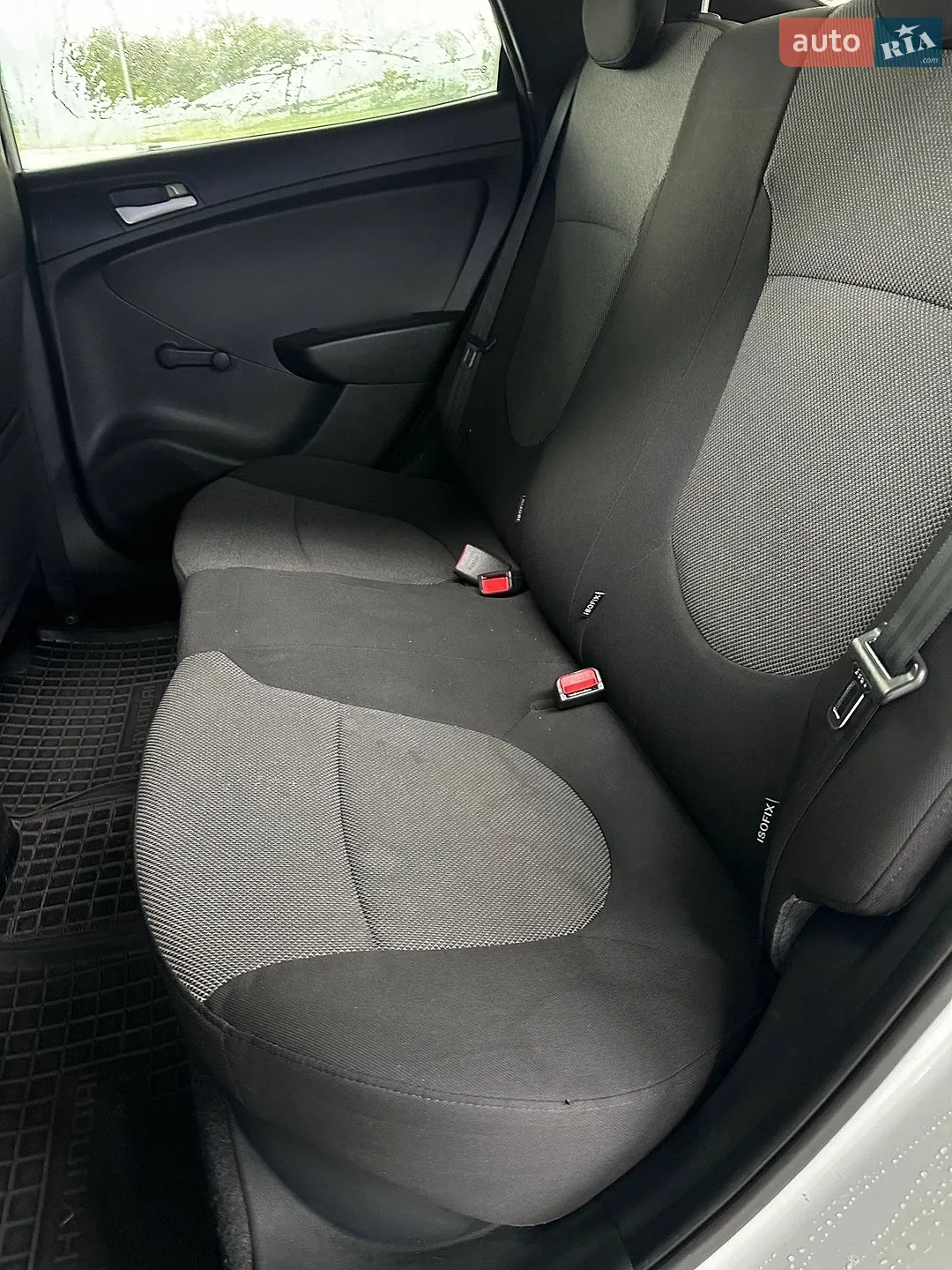 2011 Hyundai Accent - мініатюра 8