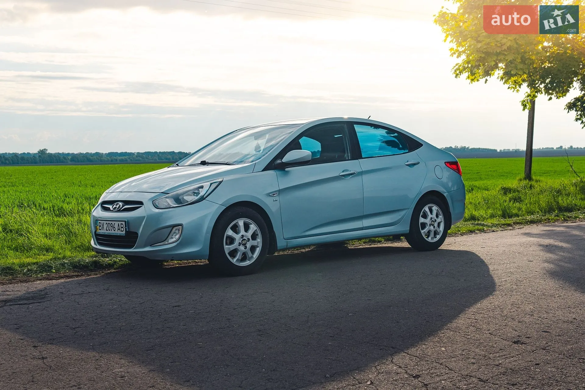 2012 Hyundai Accent - мініатюра 2