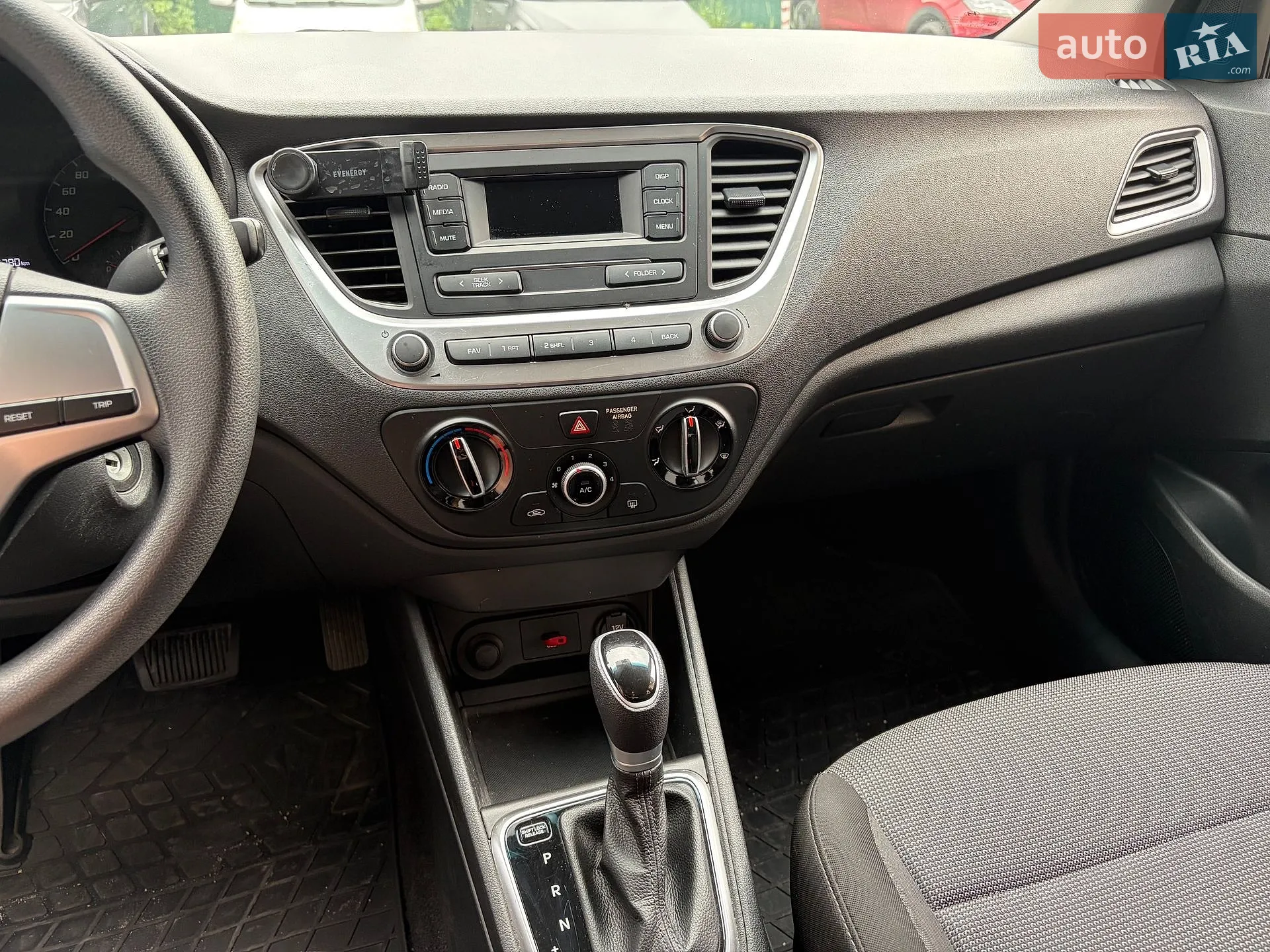 2020 Hyundai Accent - мініатюра 14