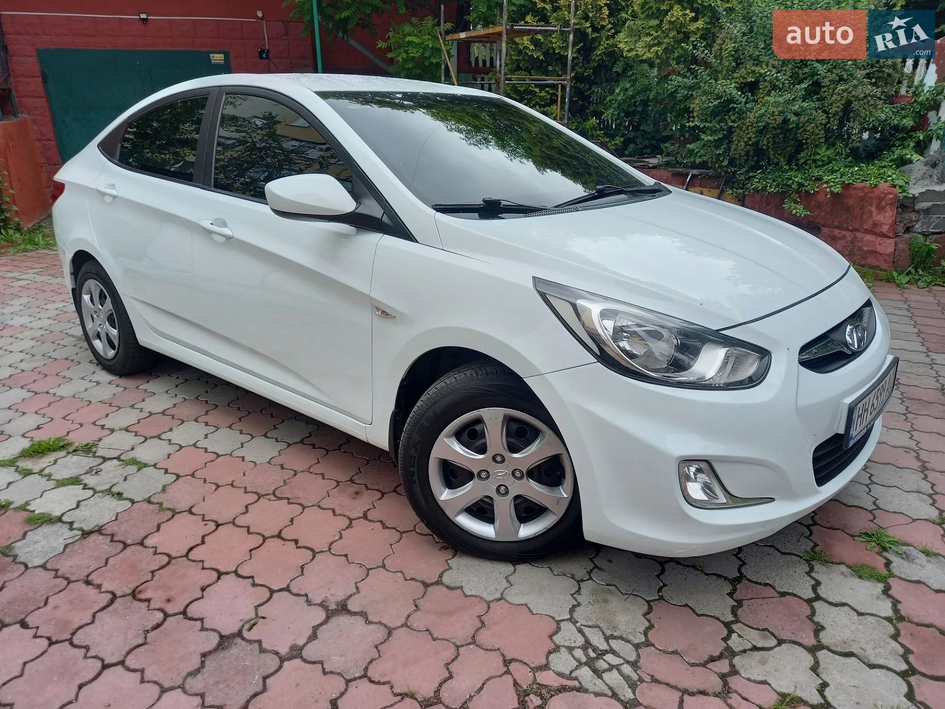 2012 Hyundai Accent - мініатюра 5