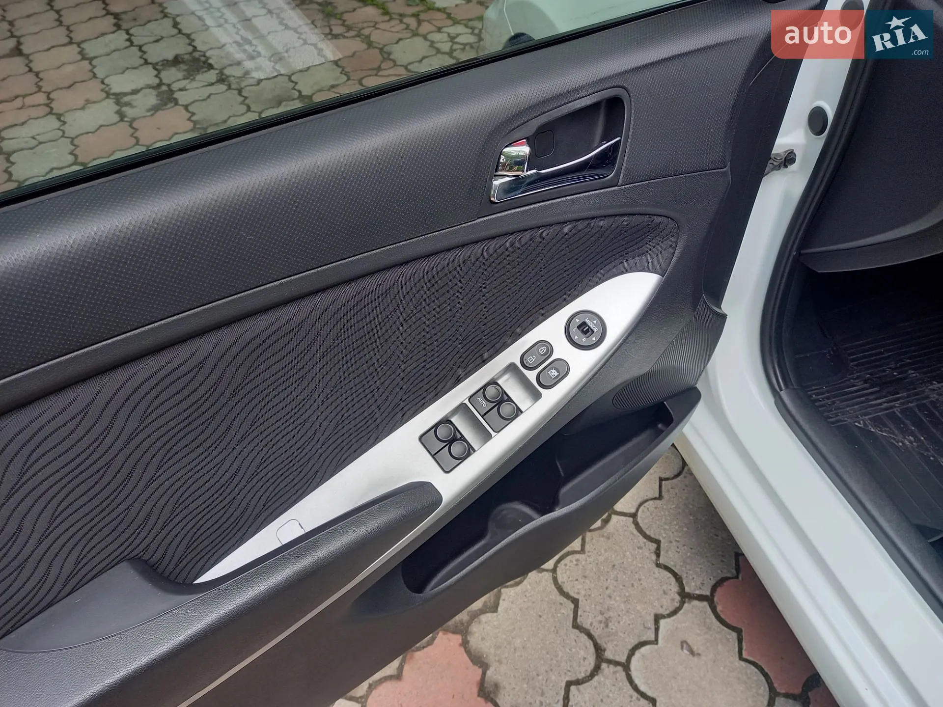 2012 Hyundai Accent - мініатюра 13