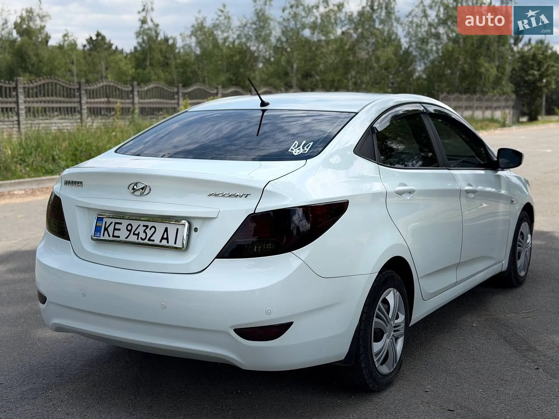 2011 Hyundai Accent - мініатюра 8