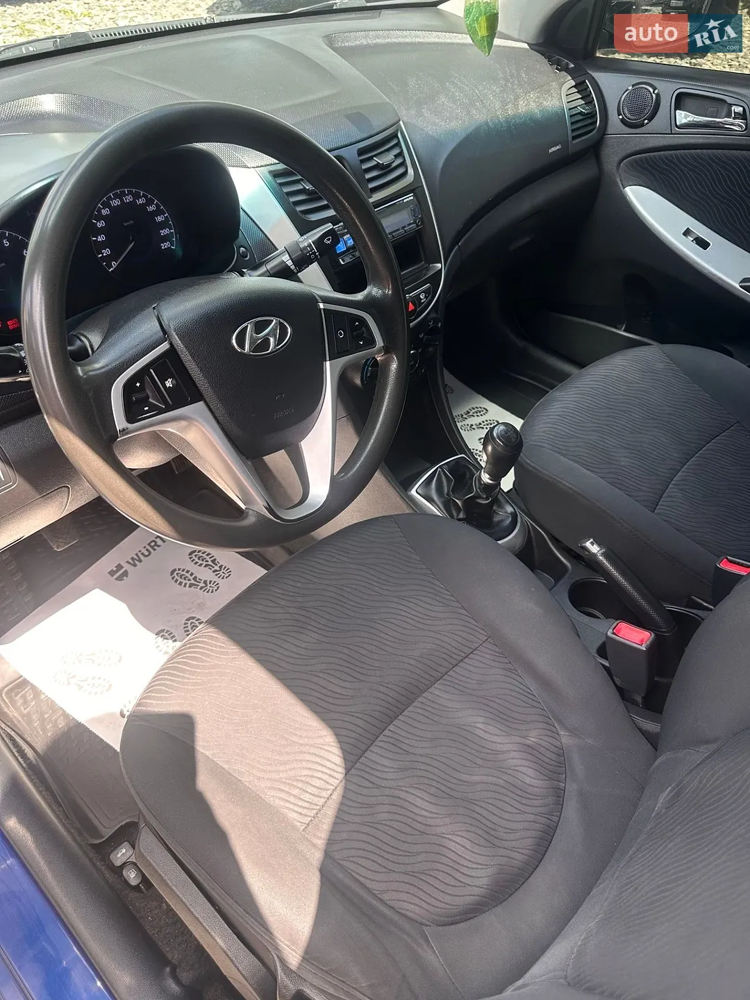 2012 Hyundai Accent - мініатюра 8