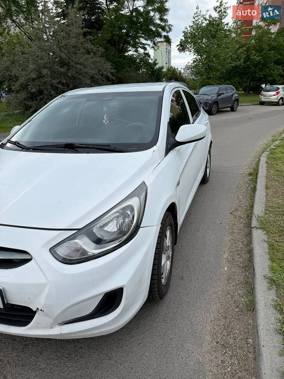 2012 Hyundai Accent - мініатюра 3