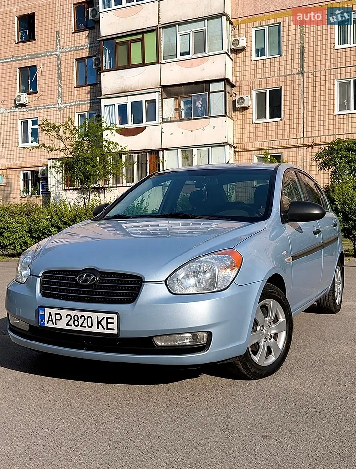 2011 Hyundai Accent - мініатюра 7