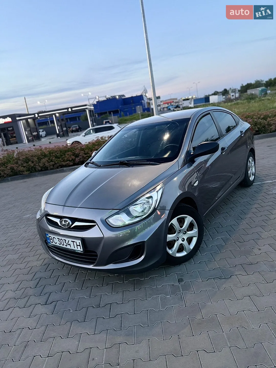 2011 Hyundai Accent - мініатюра 6