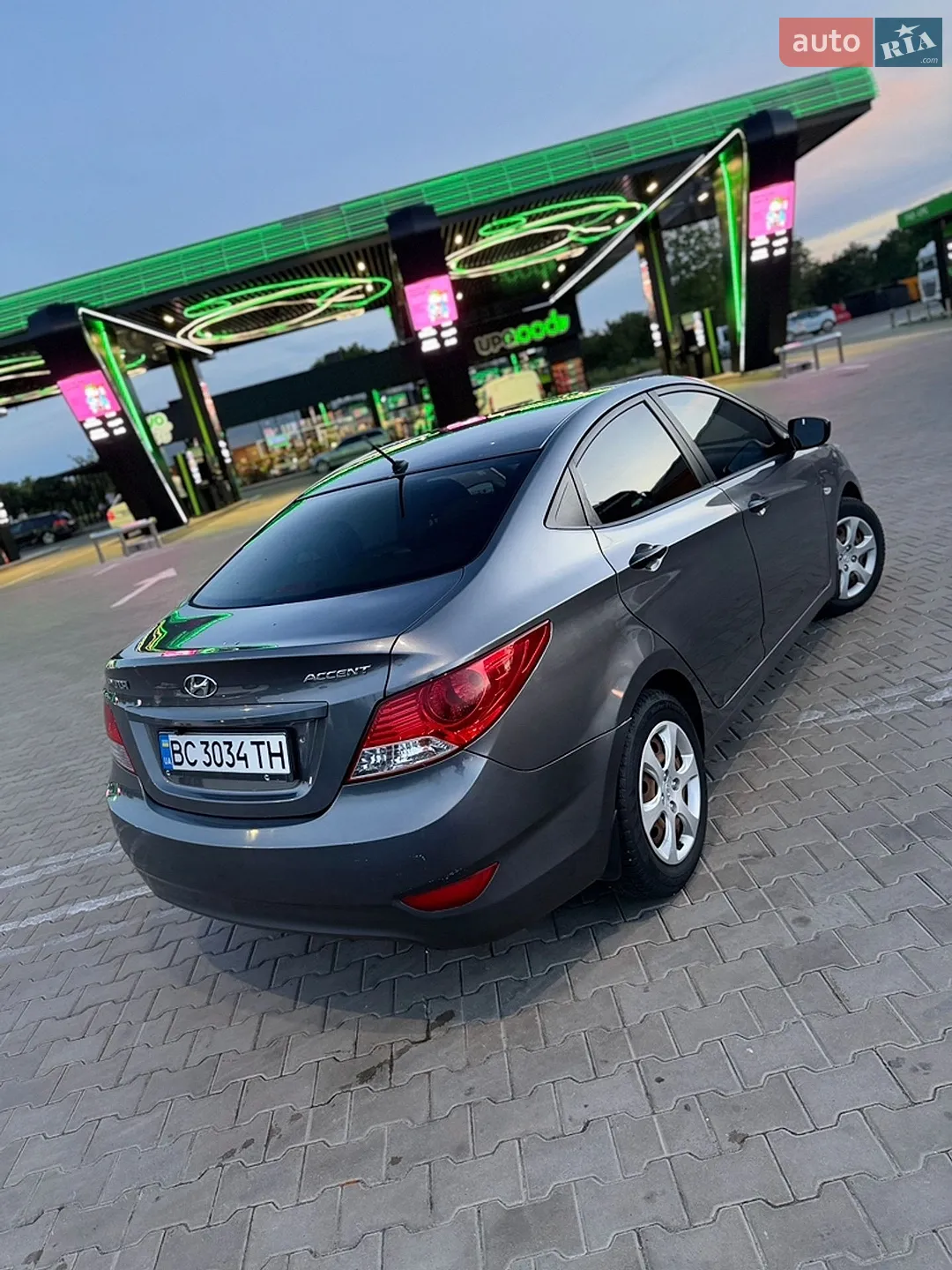 2011 Hyundai Accent - мініатюра 13