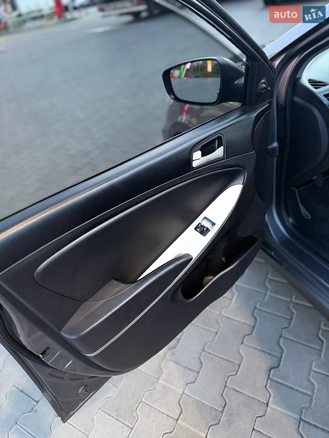 2011 Hyundai Accent - мініатюра 21