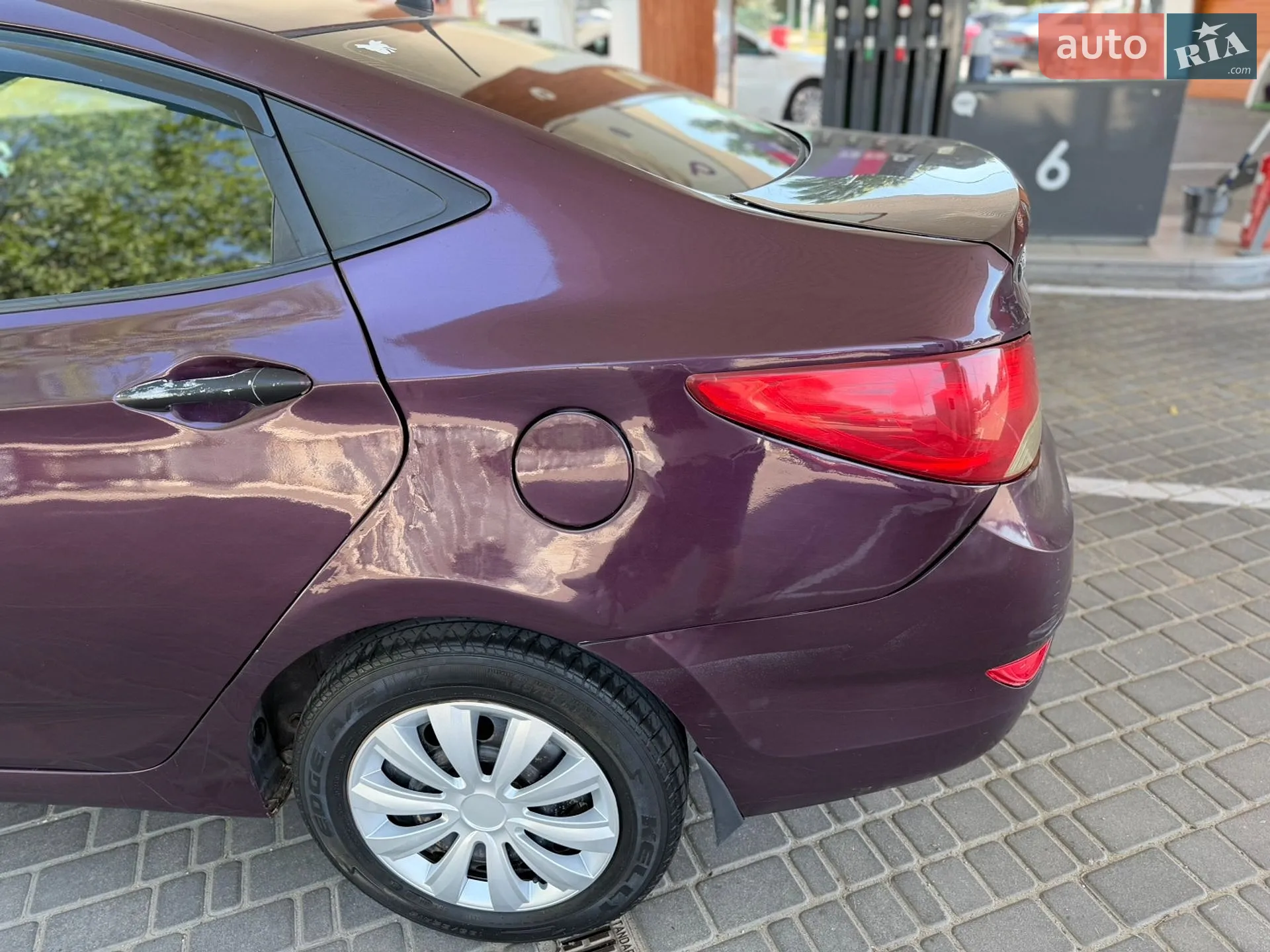 2011 Hyundai Accent - мініатюра 9