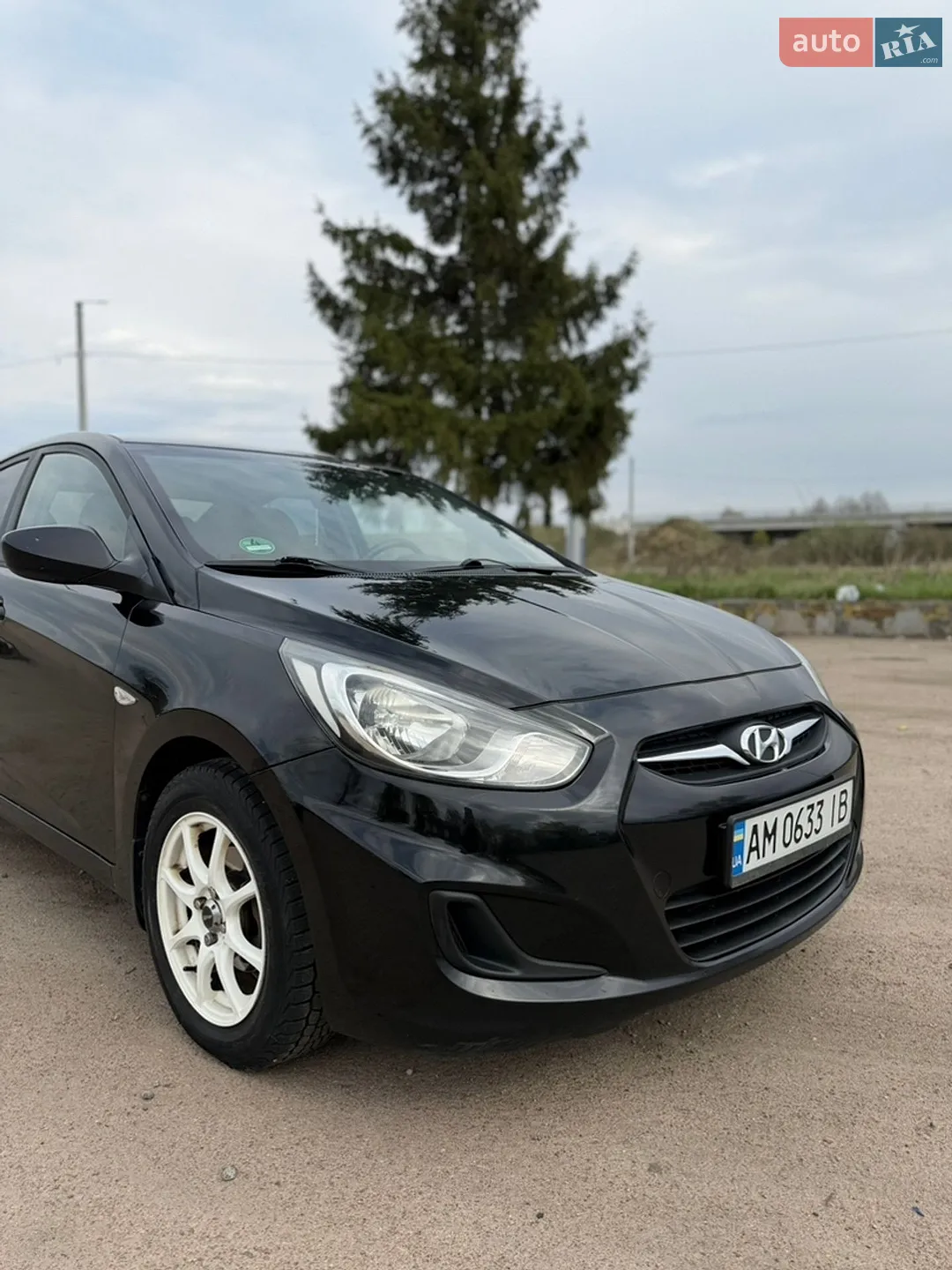 2011 Hyundai Accent - мініатюра 6