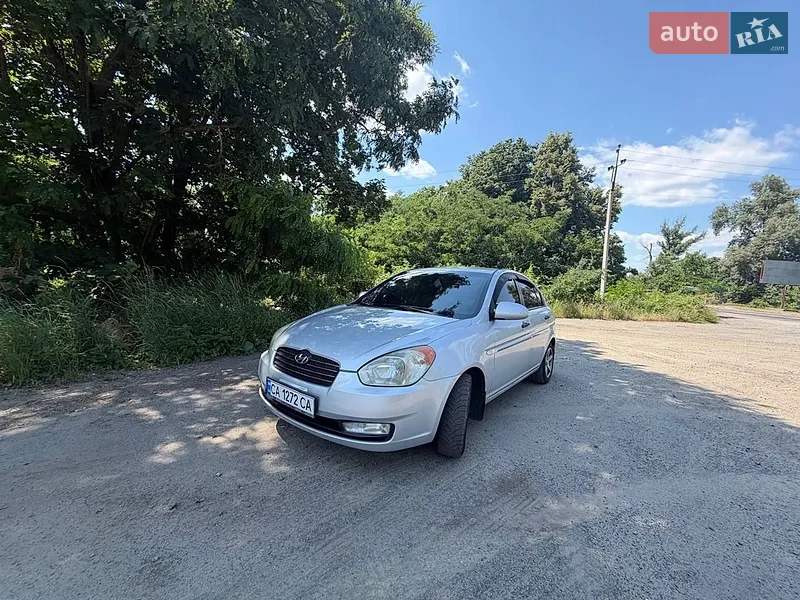 Hyundai Accent
