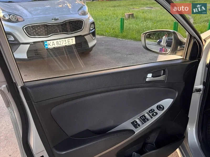 Hyundai Accent 2016 VIN KMHCT41BEHU170776 фото оголошення 15 з 52