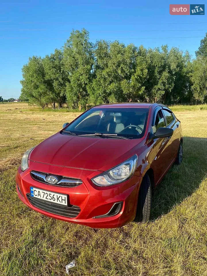 2012 Hyundai Accent - мініатюра 12