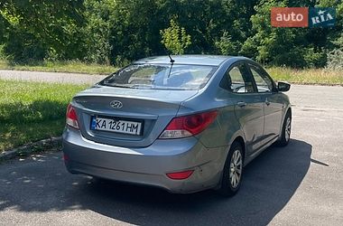 Седан Hyundai Accent 2017 в Киеве