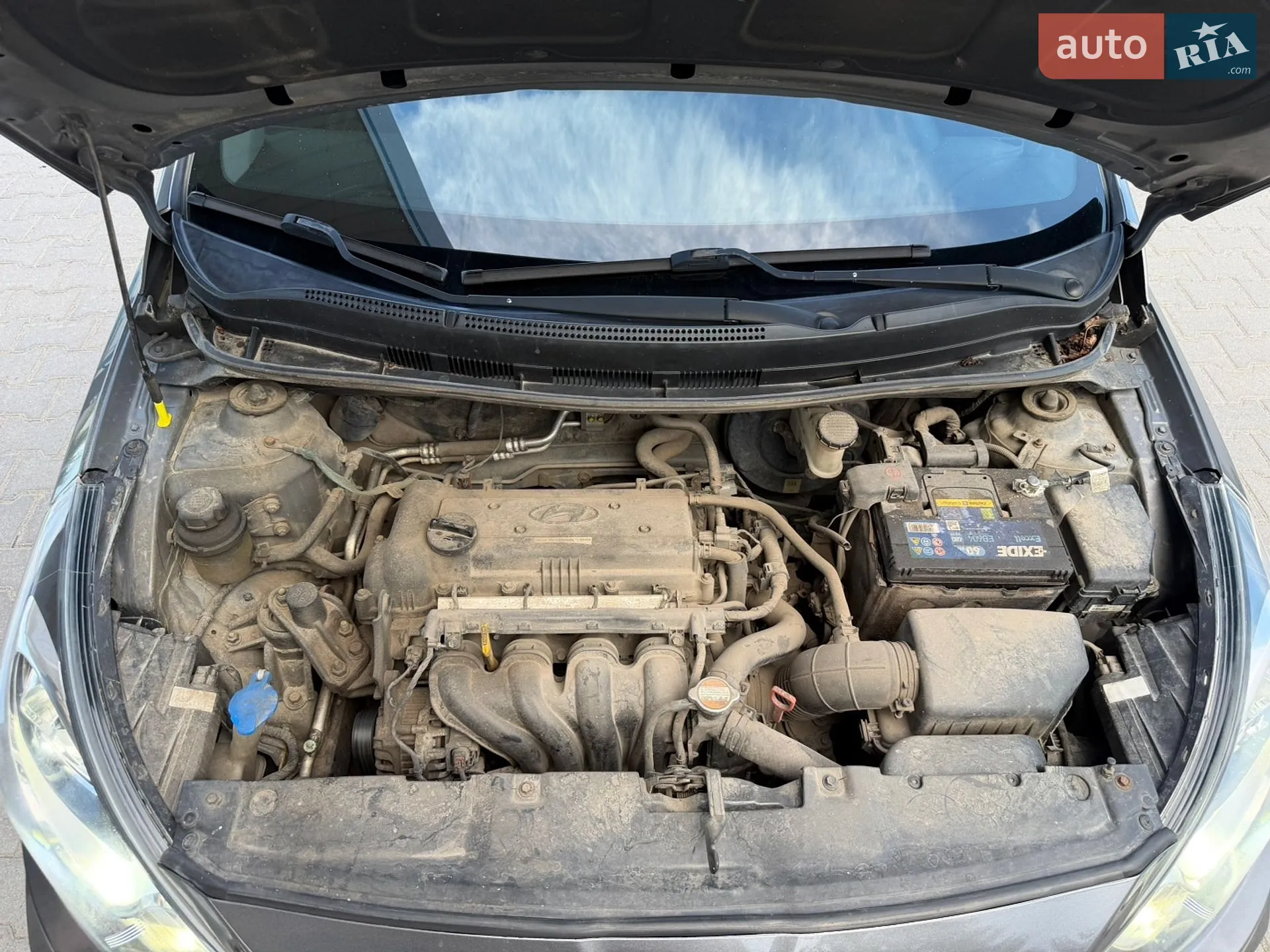2011 Hyundai Accent - мініатюра 28