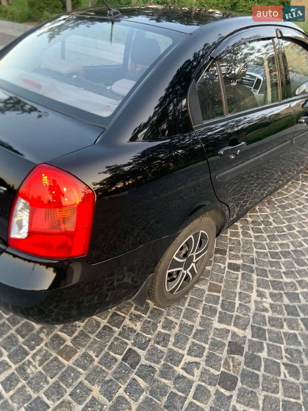 2010 Hyundai Accent - мініатюра 6