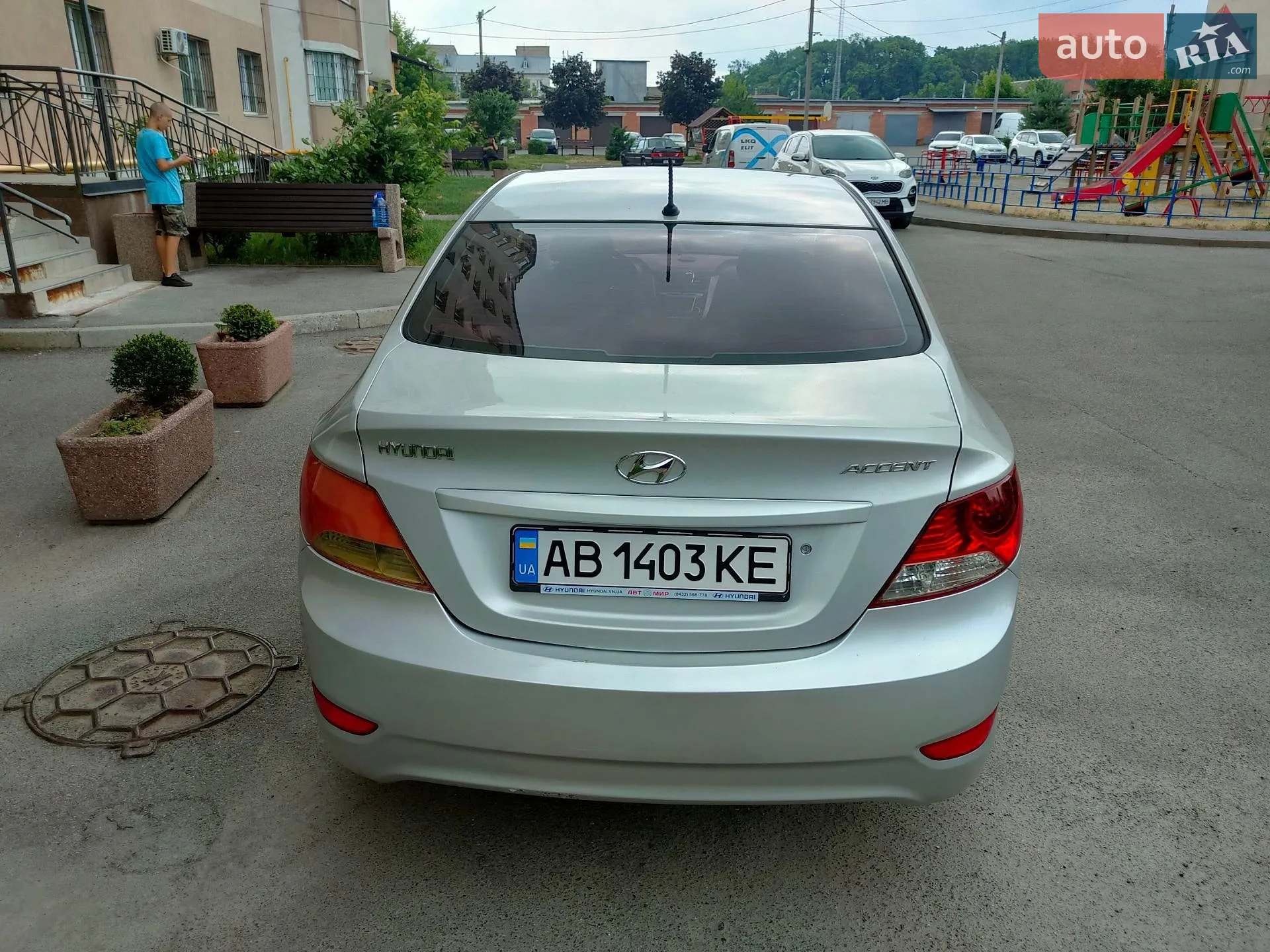 2011 Hyundai Accent - мініатюра 3