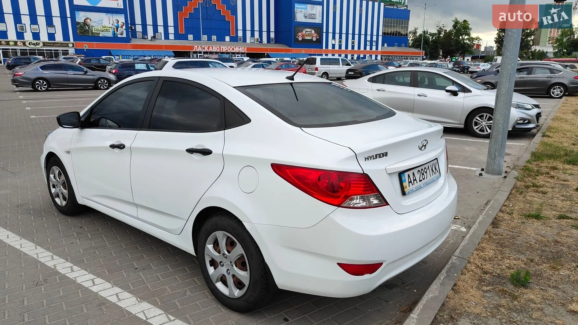 2012 Hyundai Accent - мініатюра 2