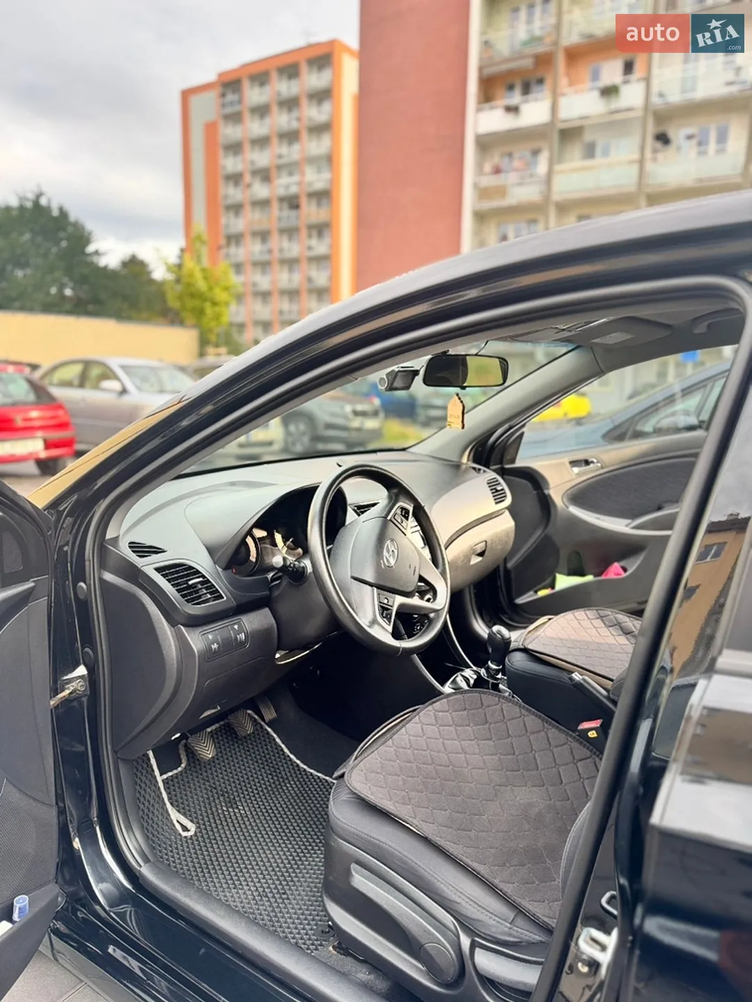 2013 Hyundai Accent - мініатюра 15
