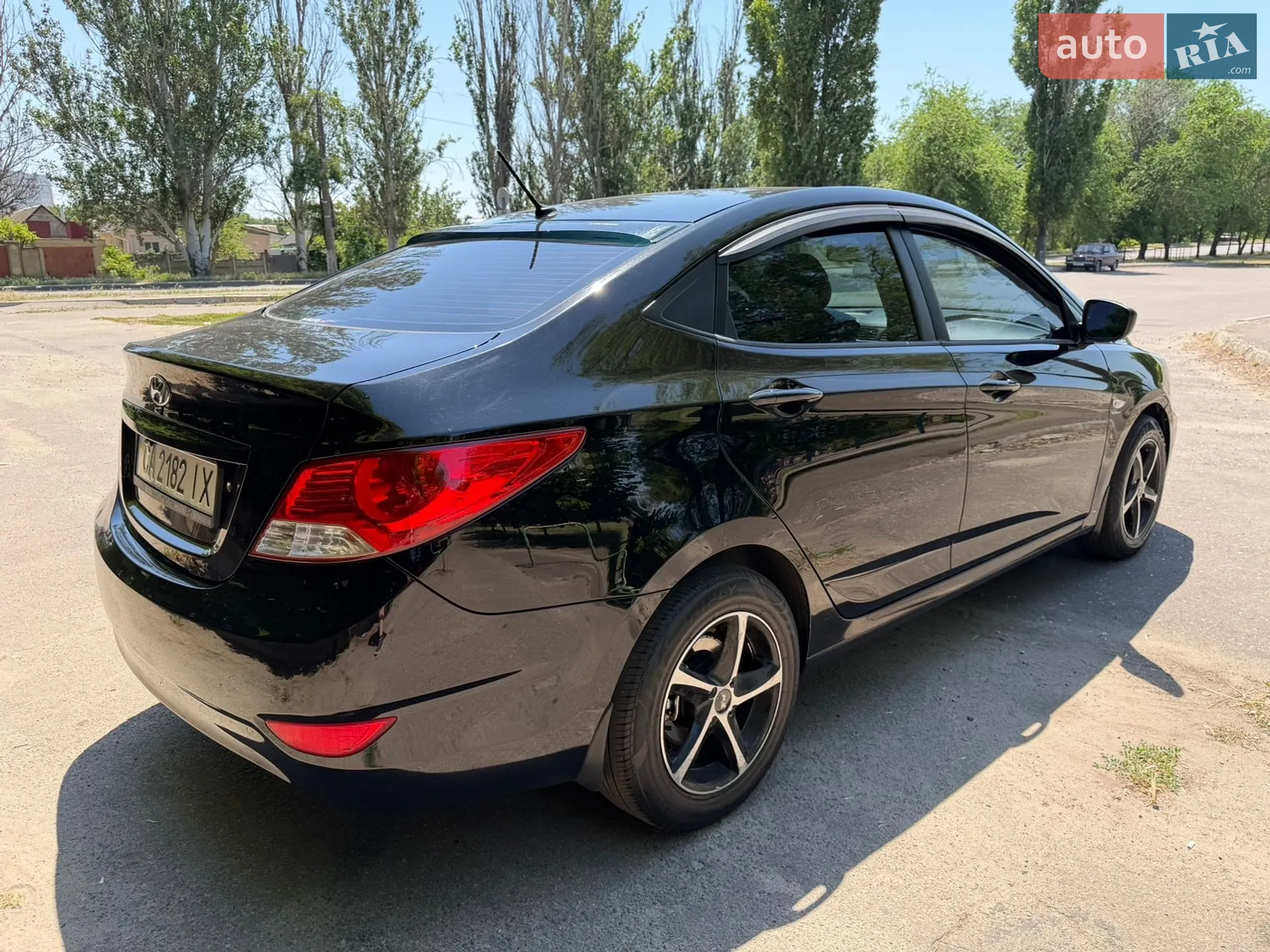 2011 Hyundai Accent - мініатюра 3