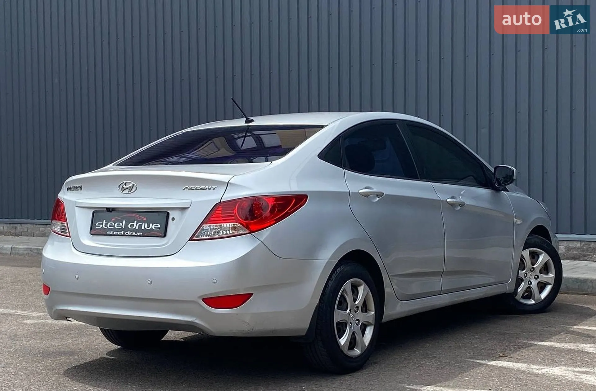 2011 Hyundai Accent - мініатюра 5