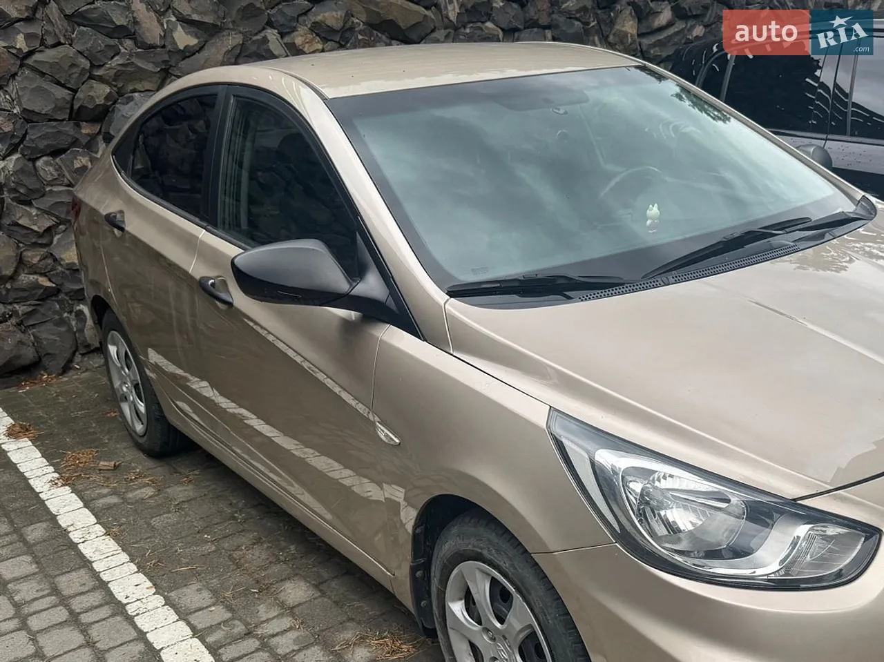 2012 Hyundai Accent - мініатюра 10