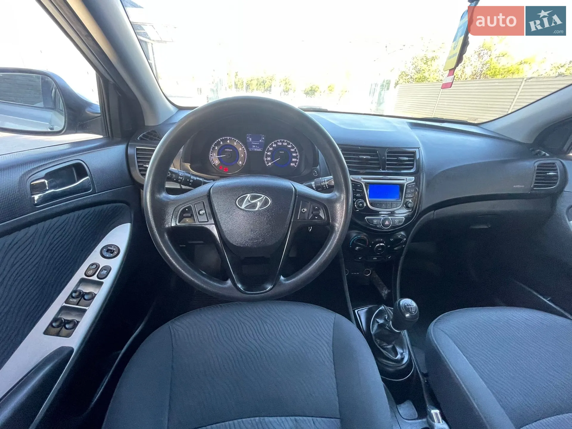 2013 Hyundai Accent - мініатюра 11