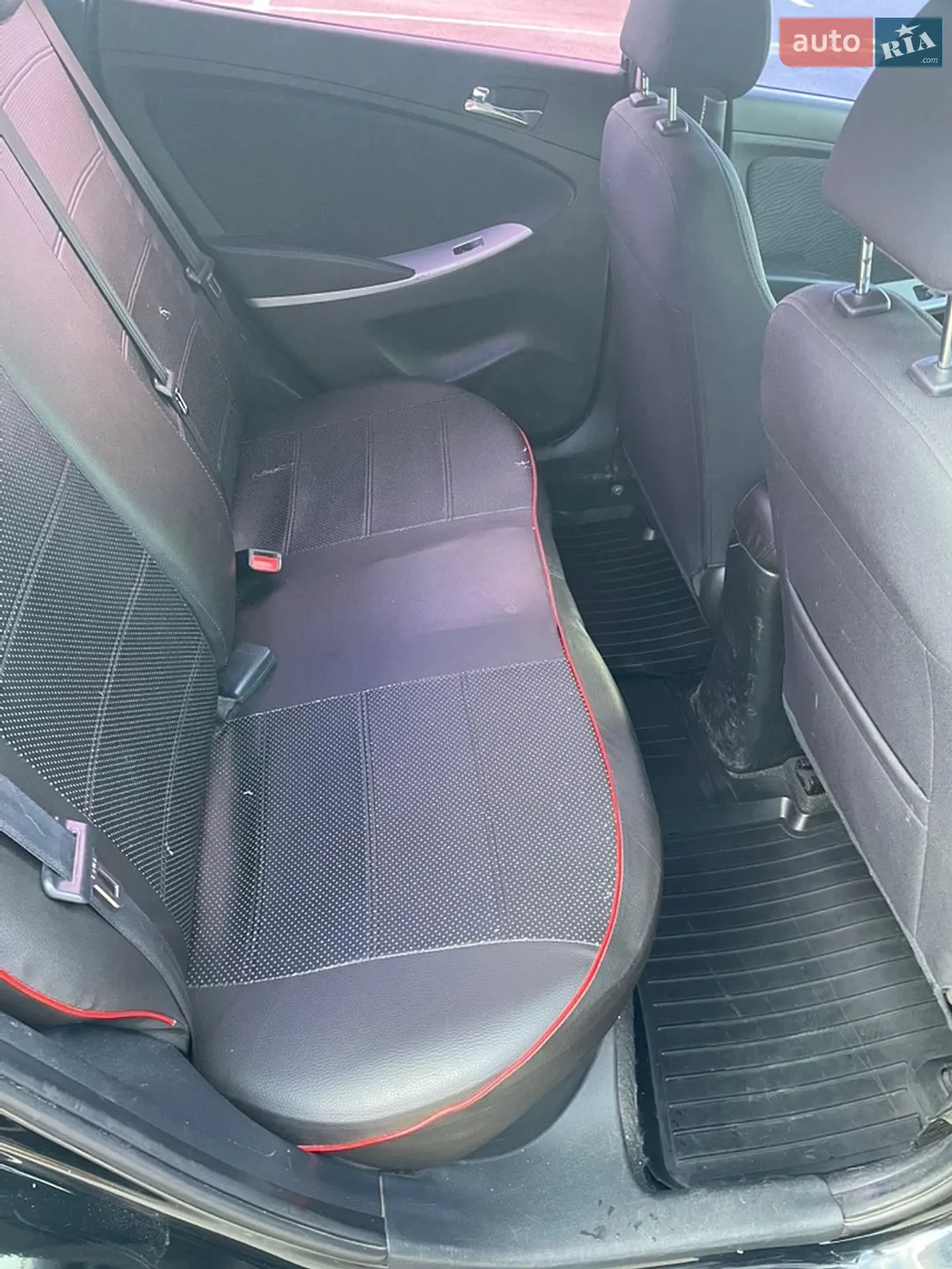 2012 Hyundai Accent - мініатюра 8