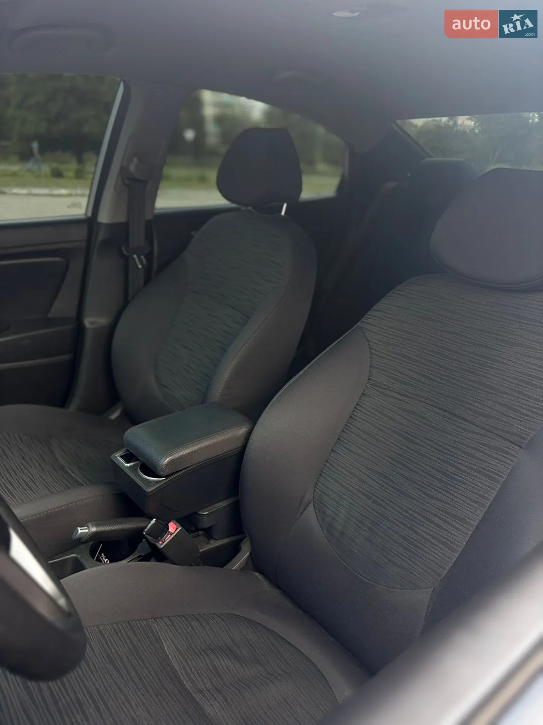 2016 Hyundai Accent - мініатюра 12