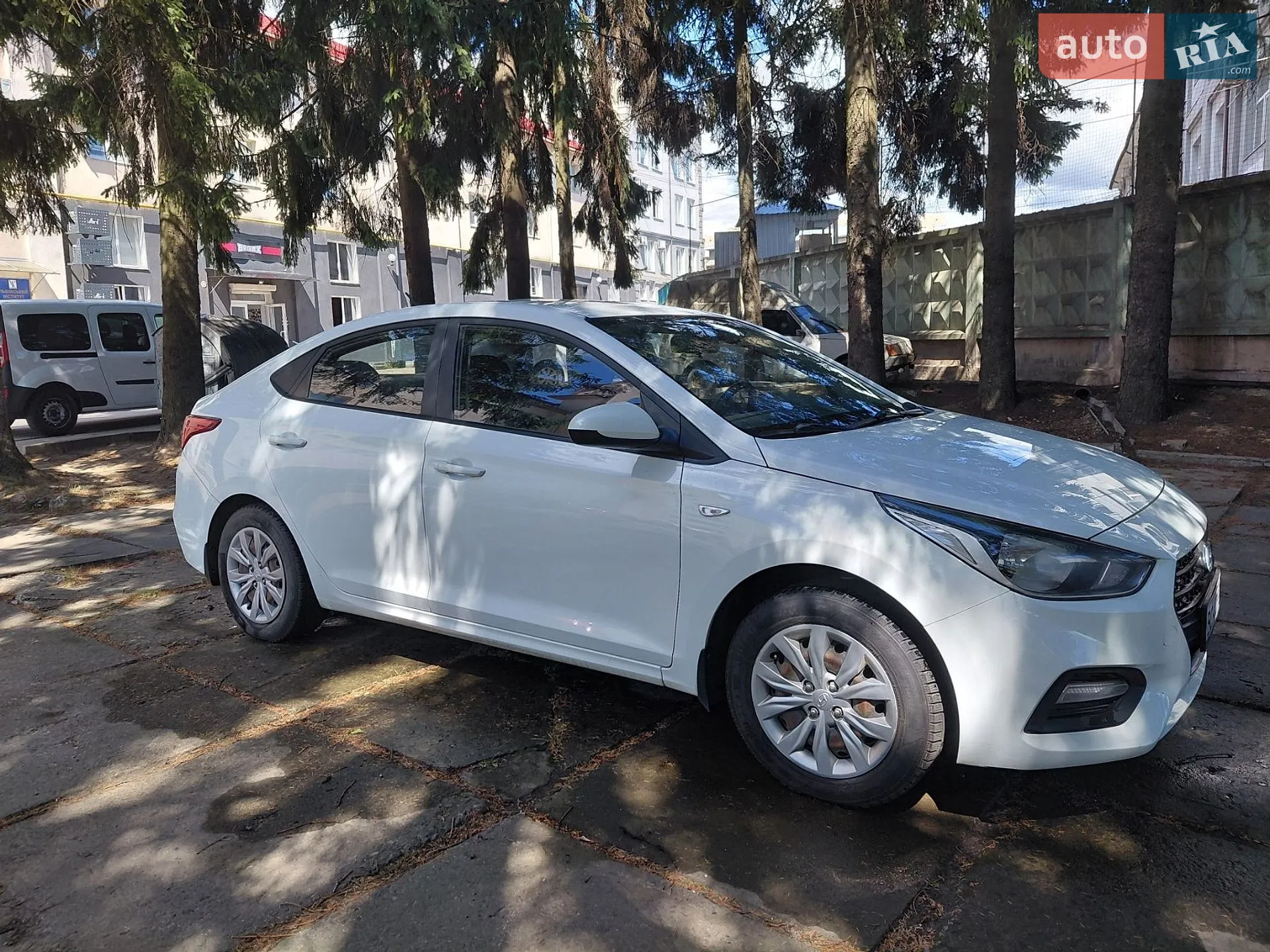 2017 Hyundai Accent - мініатюра 3