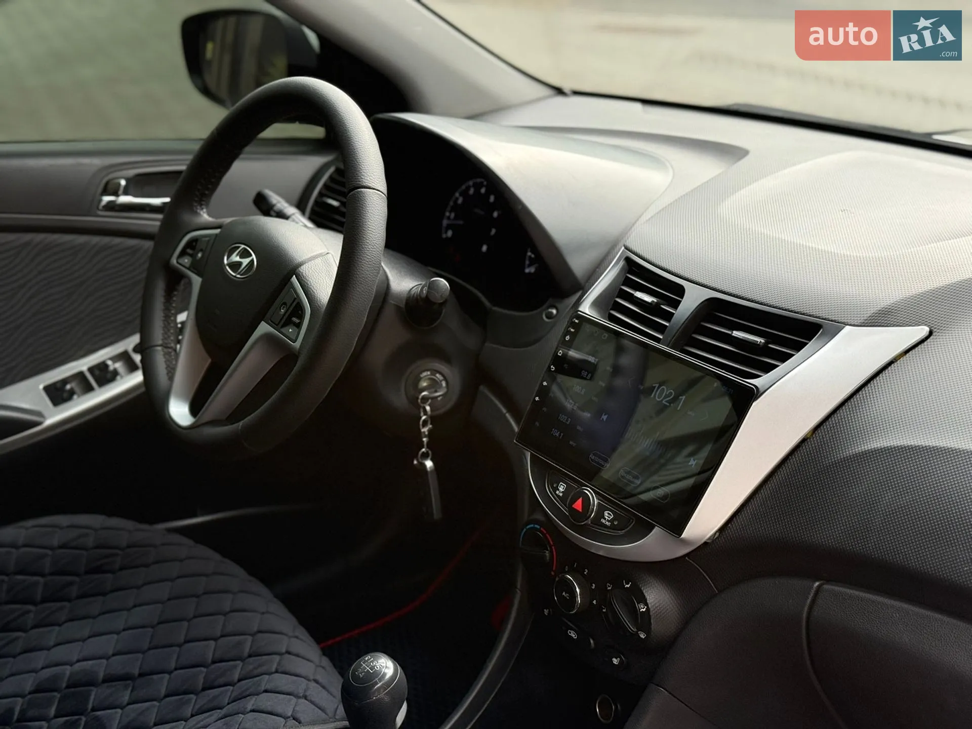 2011 Hyundai Accent - мініатюра 14