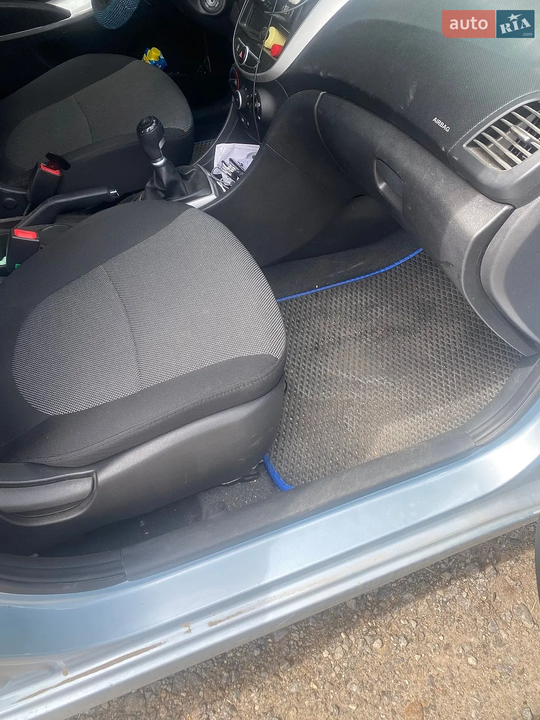 2011 Hyundai Accent - мініатюра 9