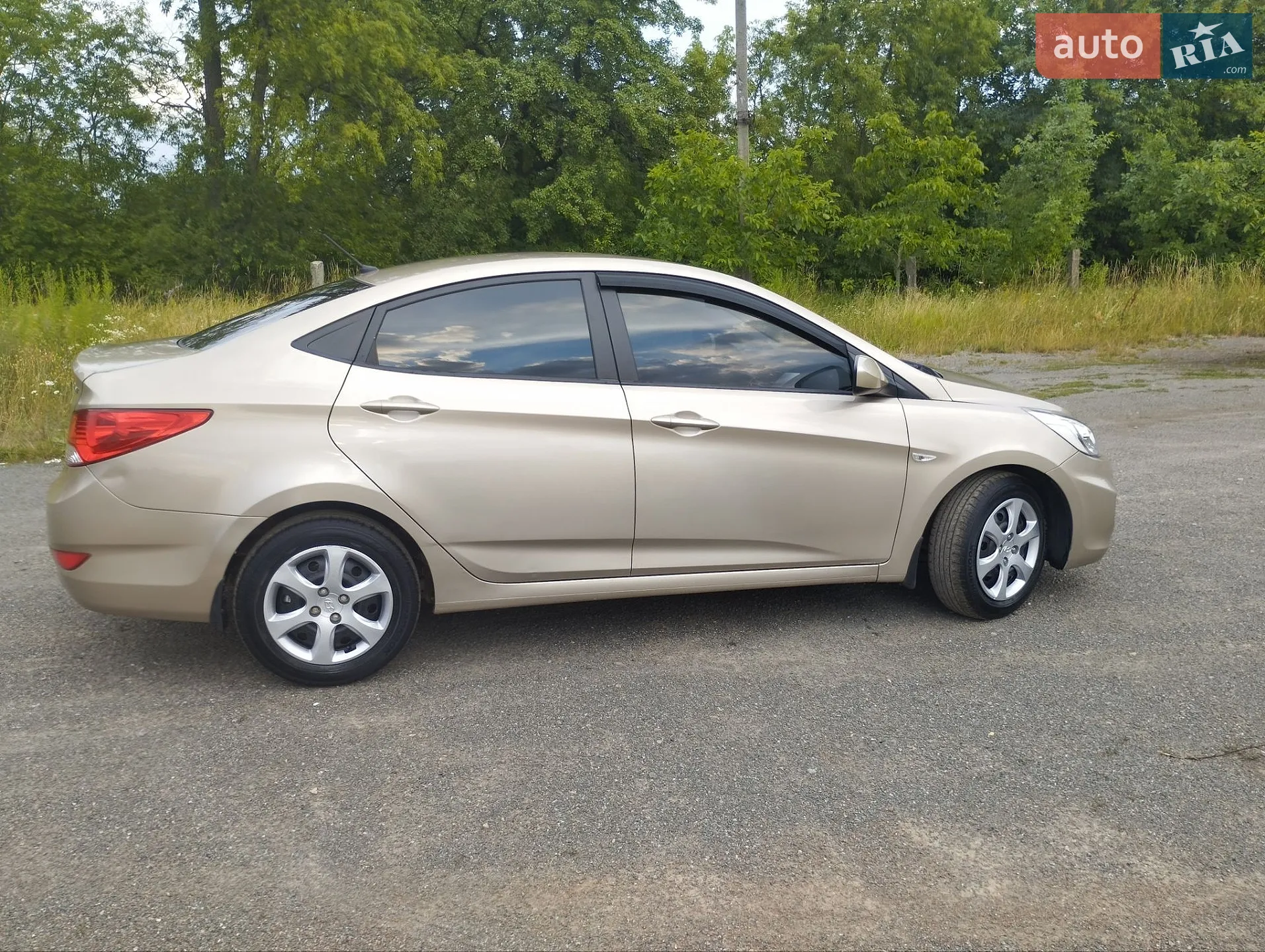 2013 Hyundai Accent - мініатюра 3