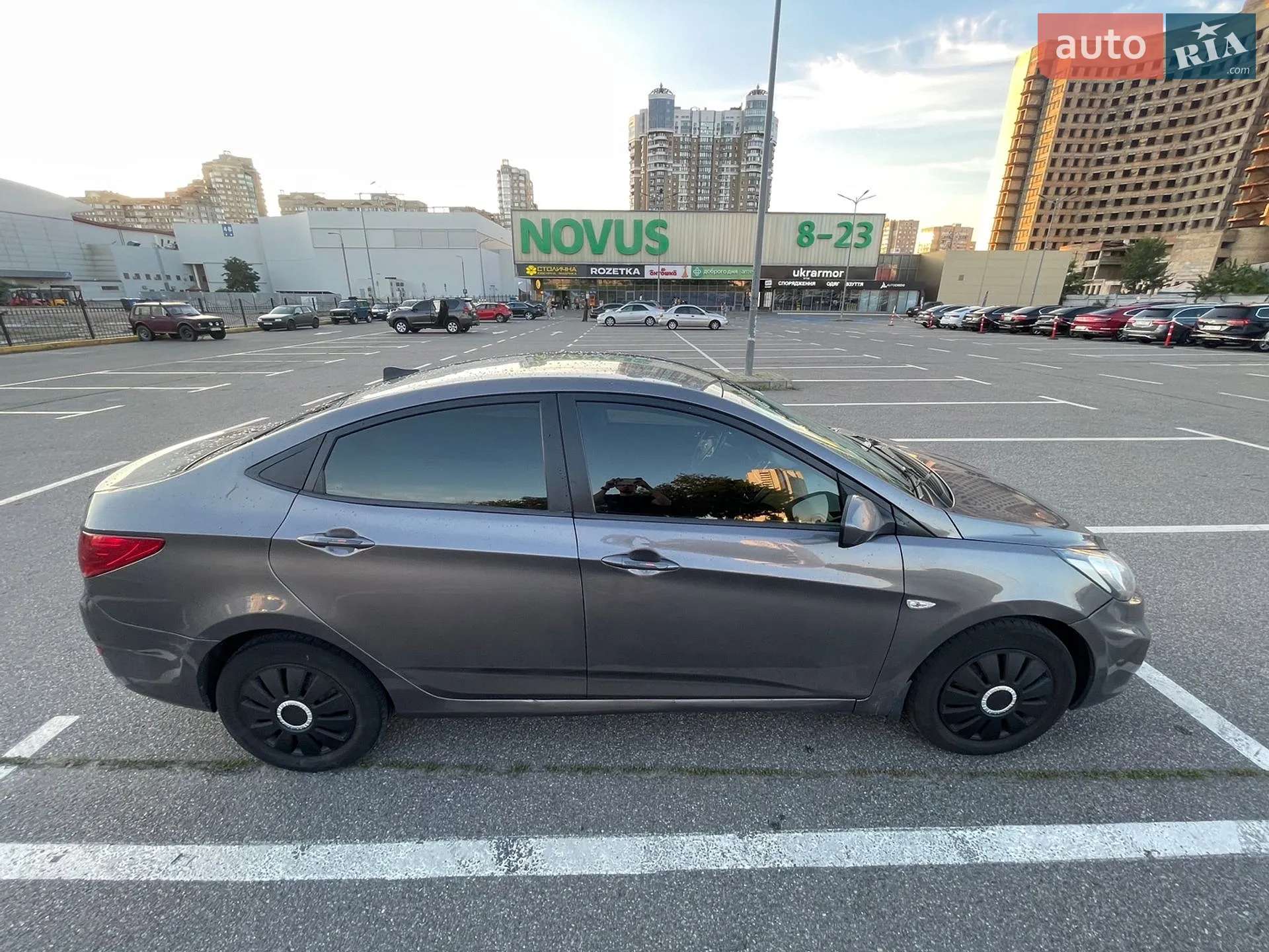 2011 Hyundai Accent - мініатюра 10