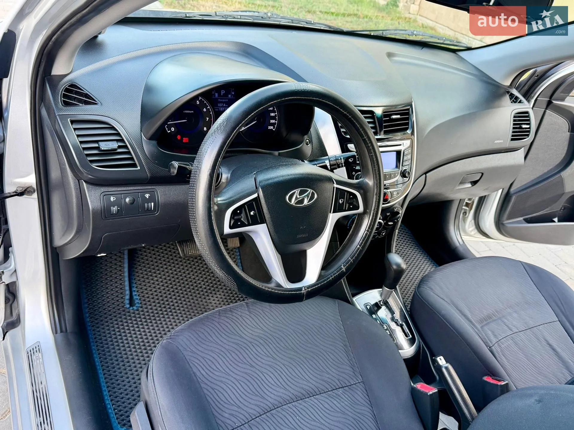2011 Hyundai Accent - мініатюра 52