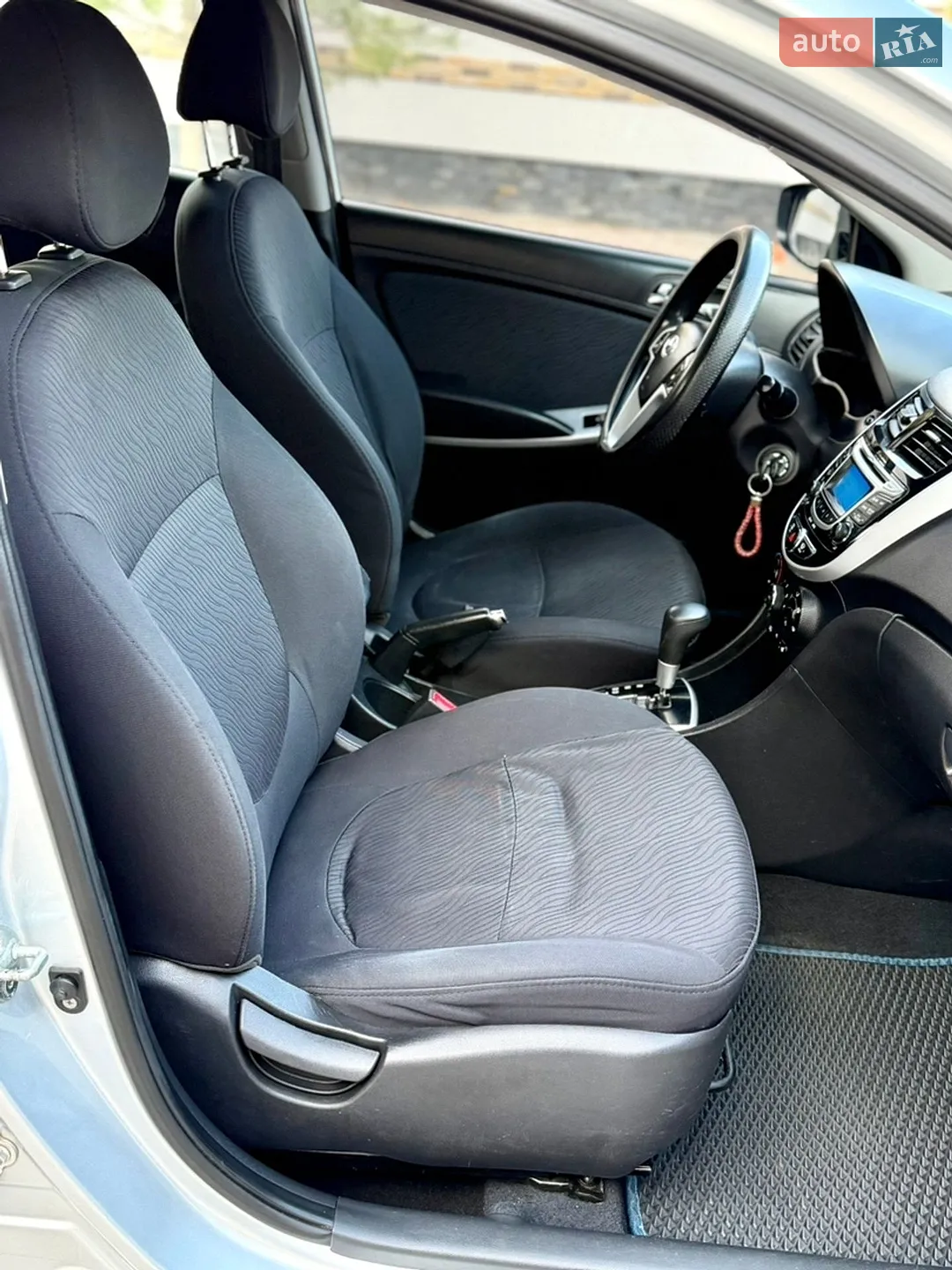 2011 Hyundai Accent - мініатюра 55