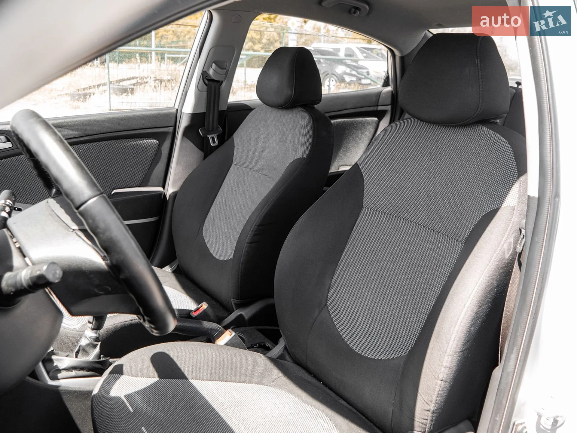 2014 Hyundai Accent - мініатюра 17