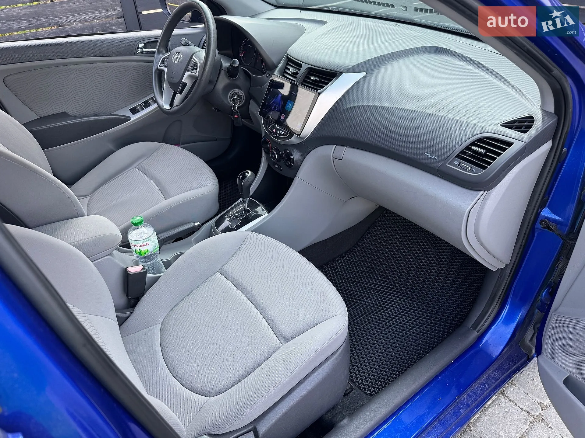 2012 Hyundai Accent - мініатюра 23
