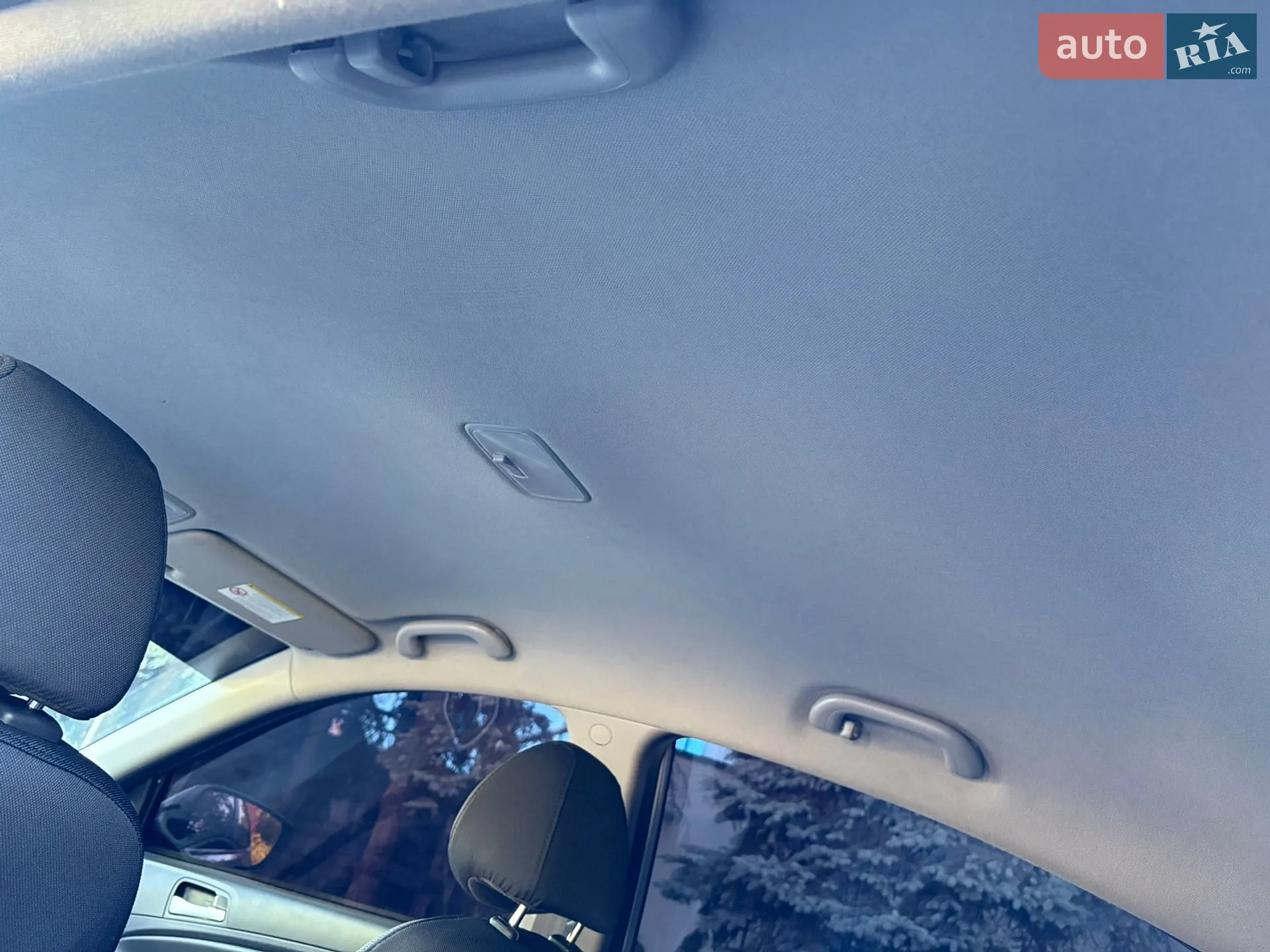 2011 Hyundai Accent - мініатюра 32