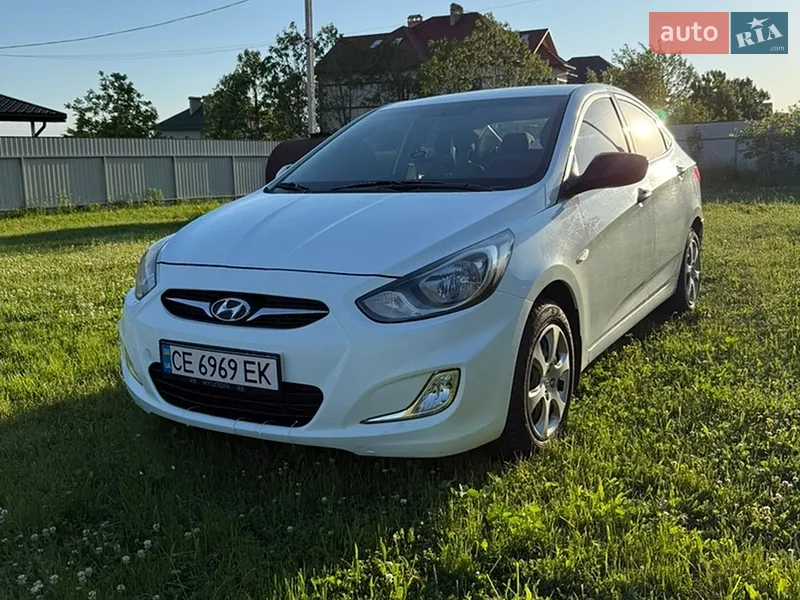 Hyundai Accent
