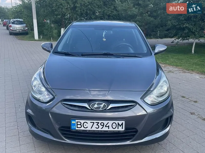 Hyundai Accent
