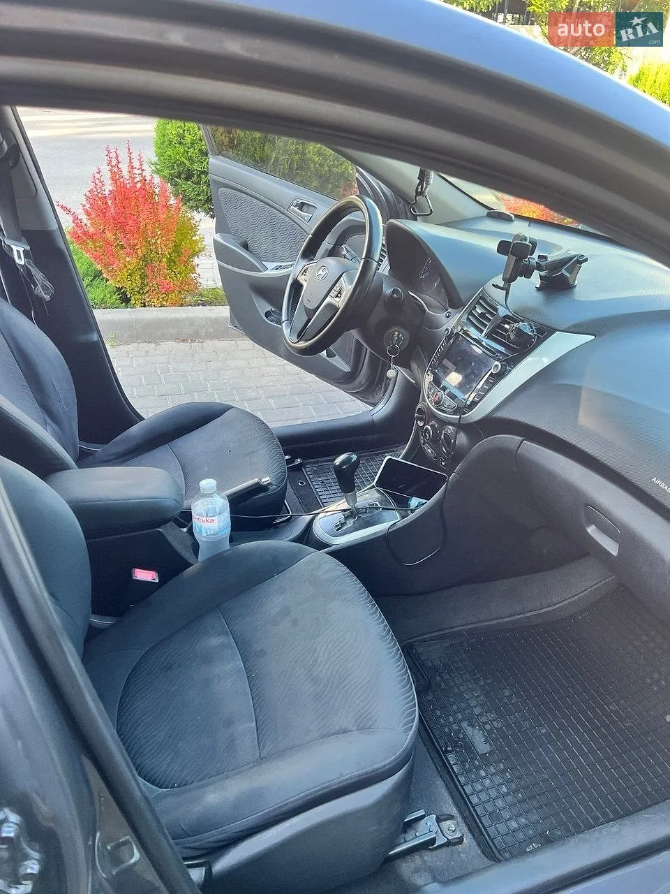 2012 Hyundai Accent - мініатюра 13